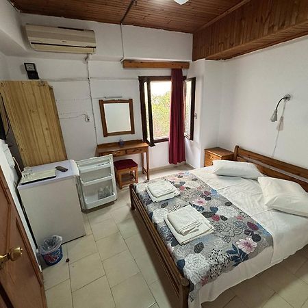 Stelios Rooms To Rent Chania  Bagian luar foto